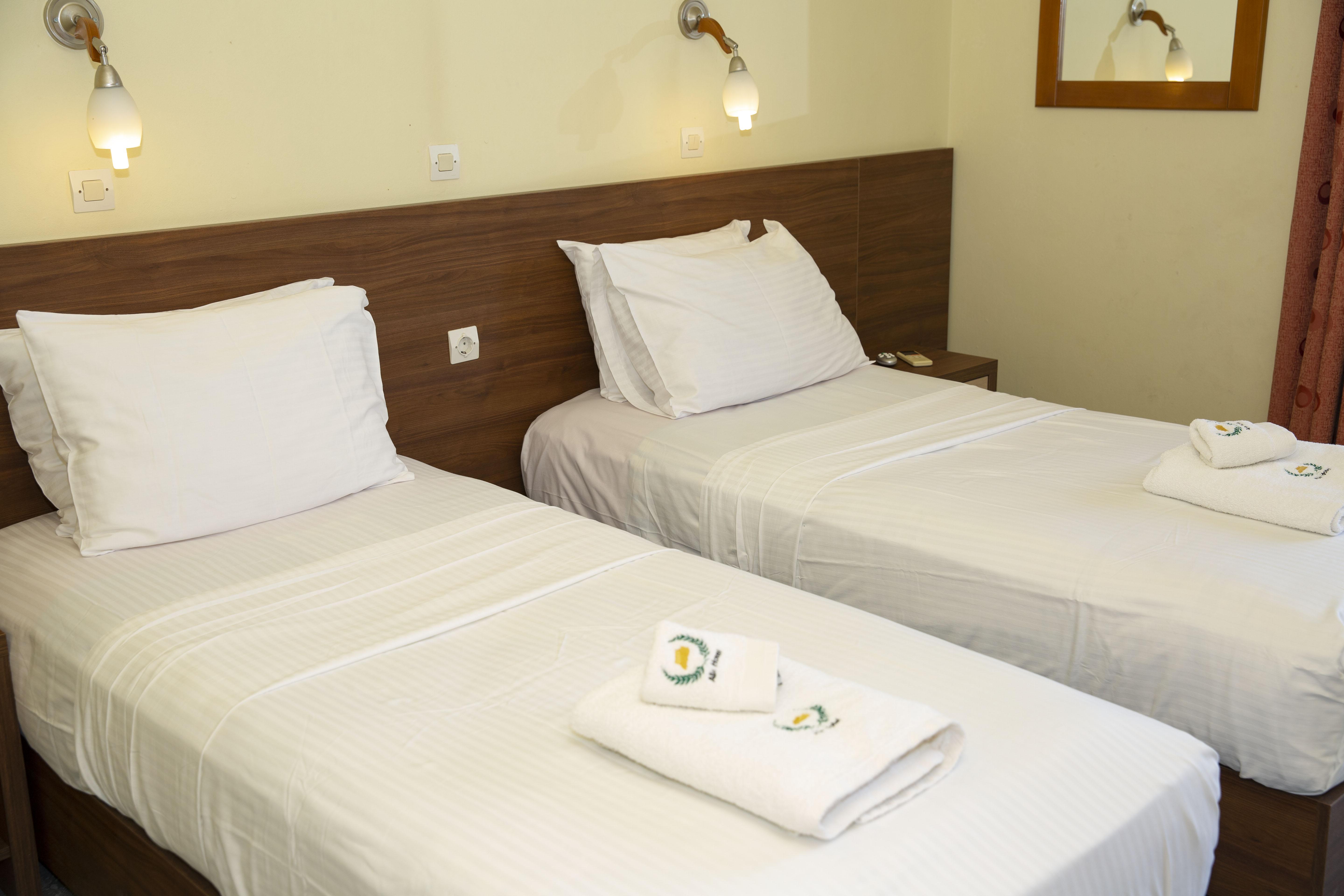 Alia Luxury Suites And Spa ฮารากิ ภายนอก รูปภาพ