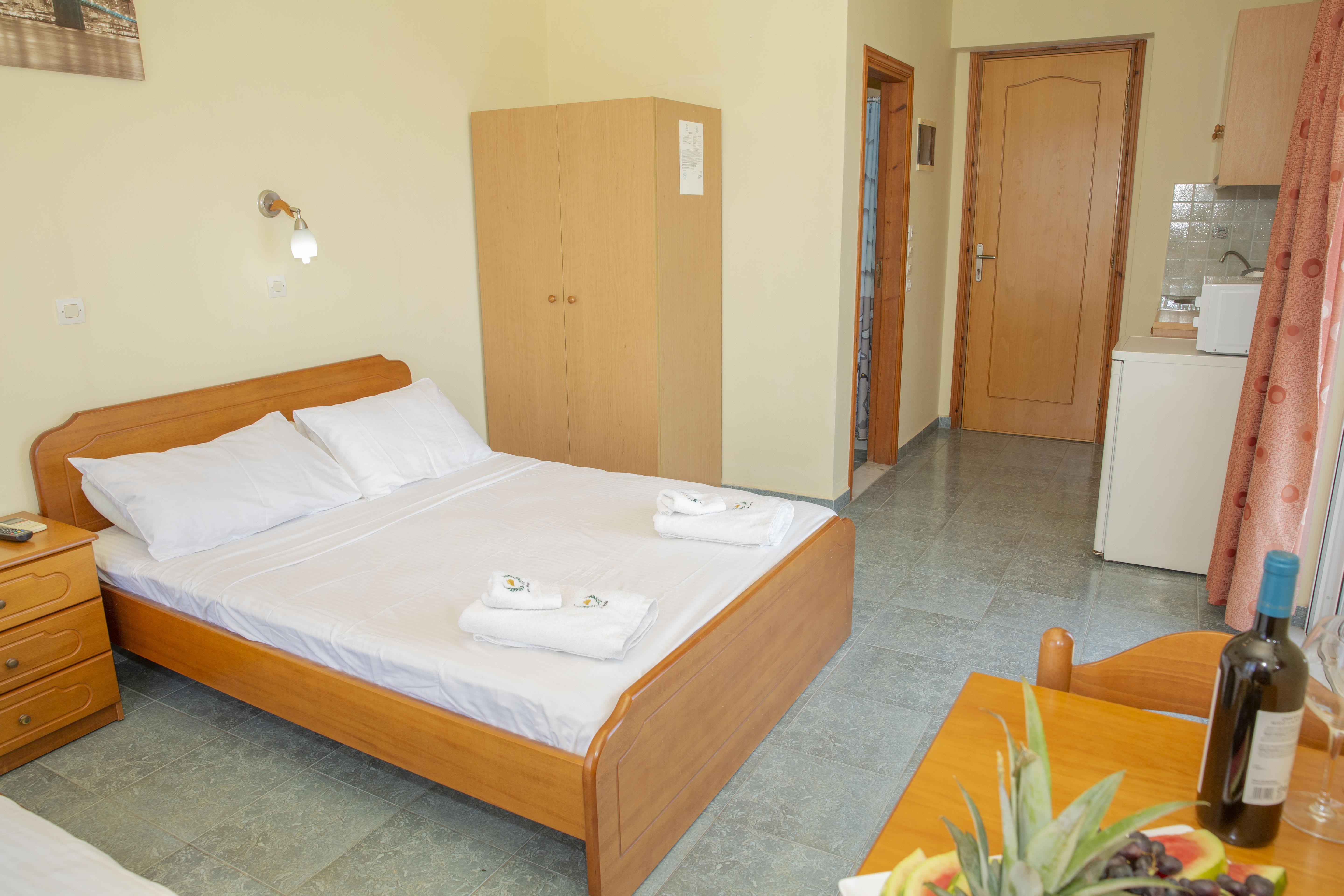 Alia Luxury Suites And Spa ฮารากิ ภายนอก รูปภาพ