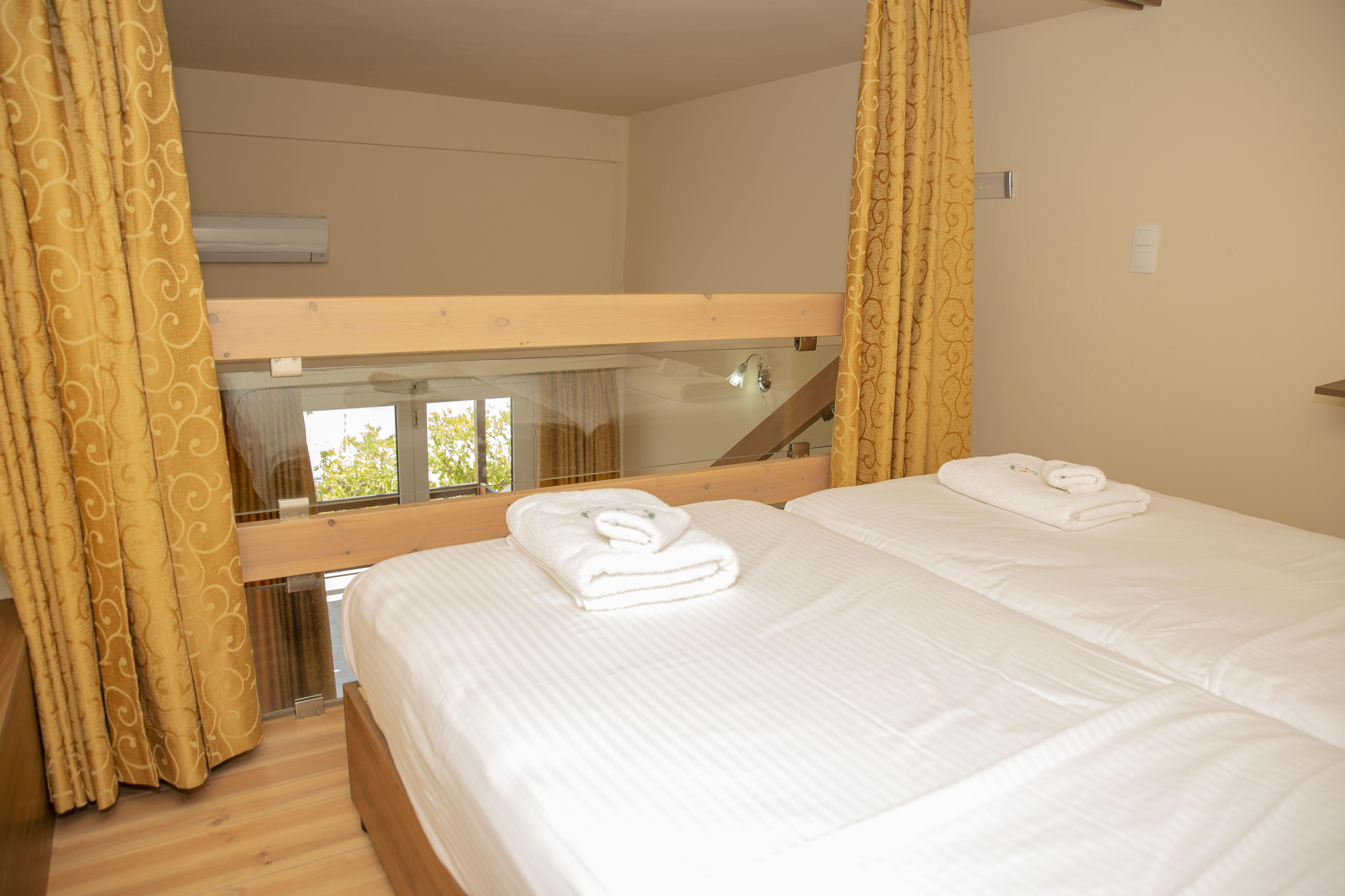 Alia Luxury Suites And Spa ฮารากิ ภายนอก รูปภาพ
