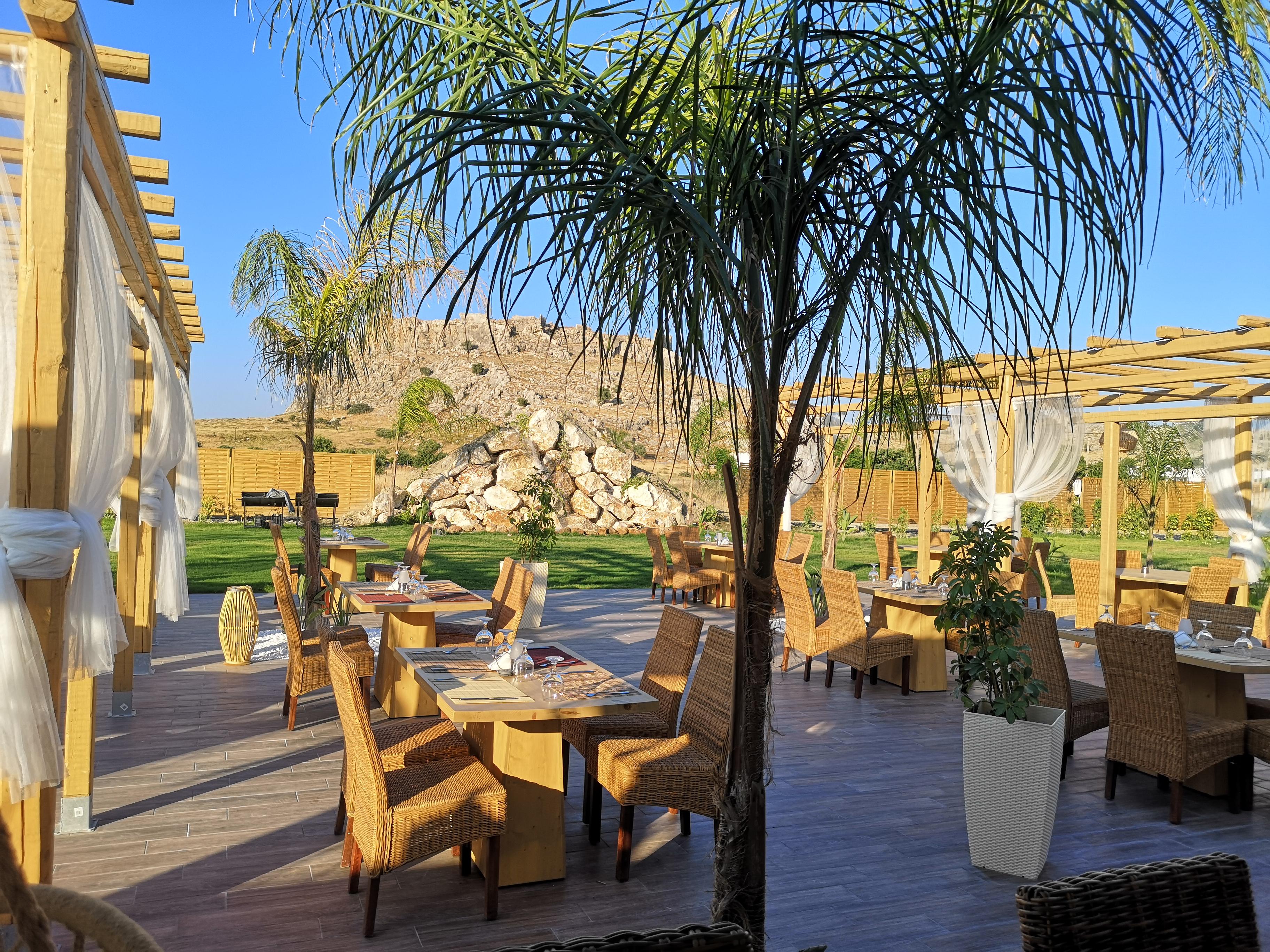 Alia Luxury Suites And Spa ฮารากิ ภายนอก รูปภาพ