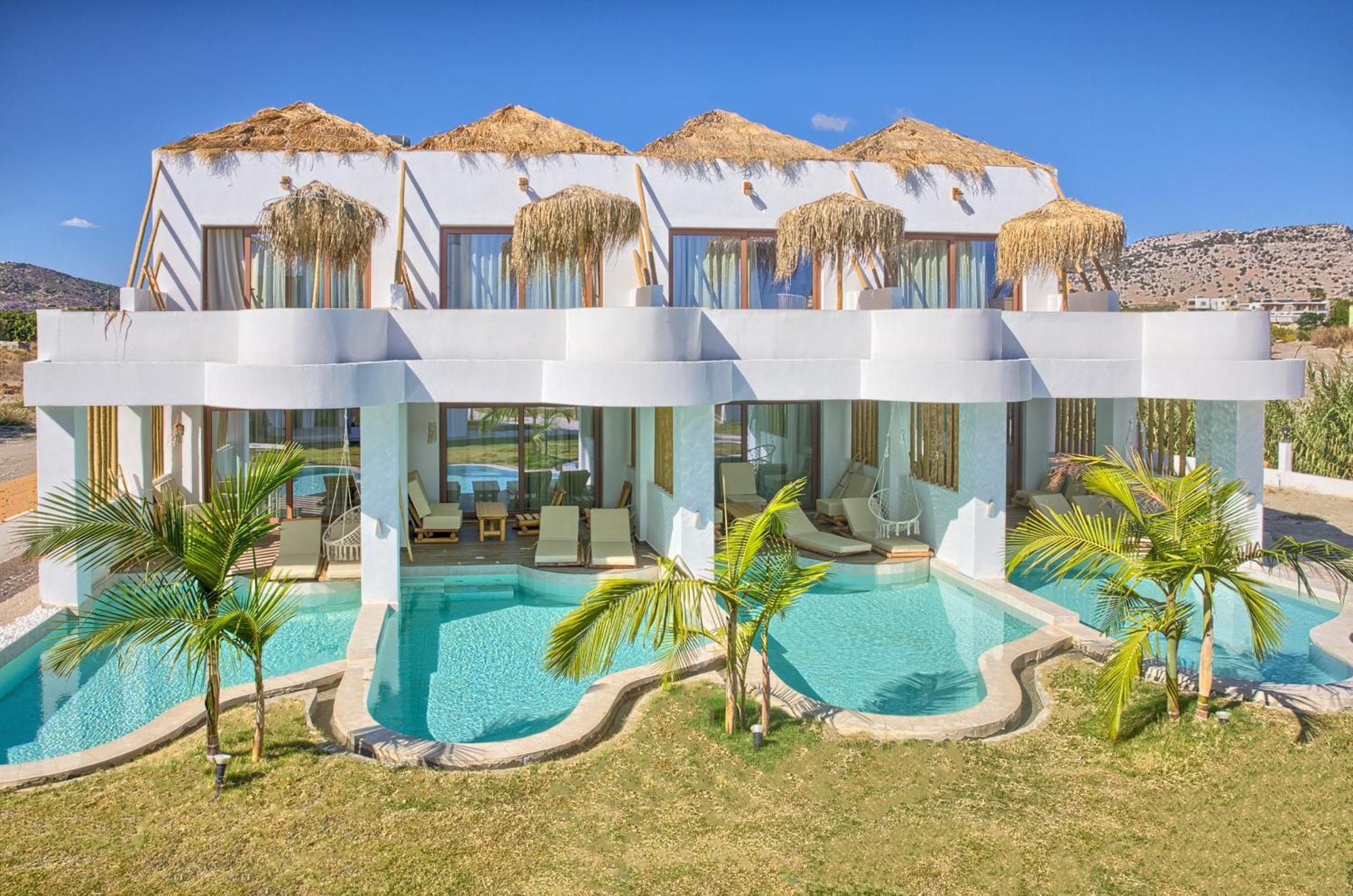 Alia Luxury Suites And Spa ฮารากิ ภายนอก รูปภาพ