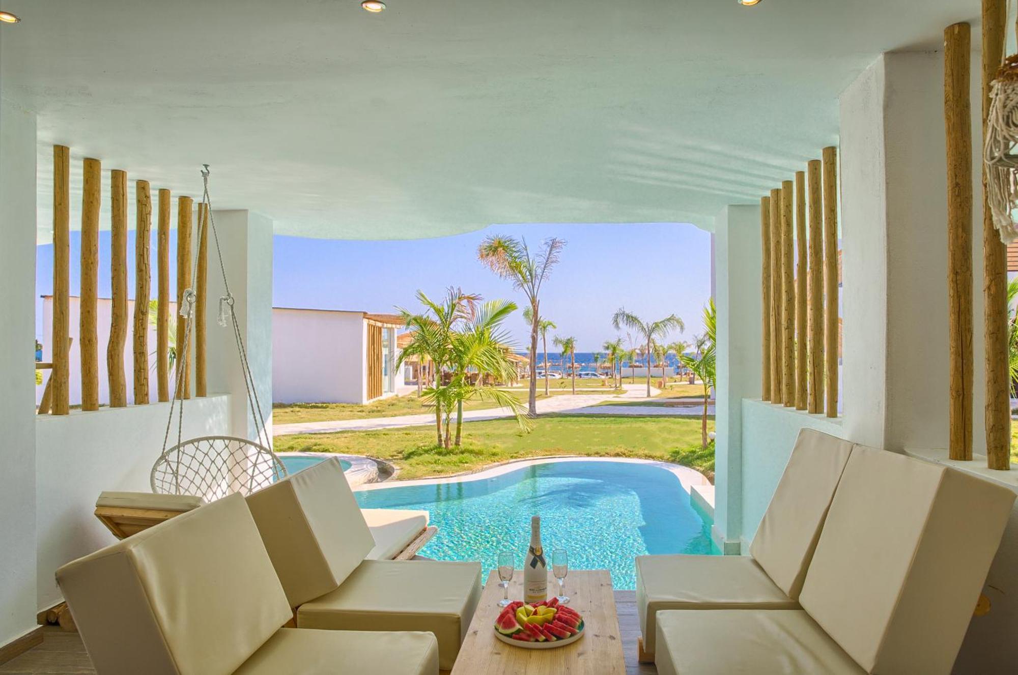 Alia Luxury Suites And Spa ฮารากิ ภายนอก รูปภาพ