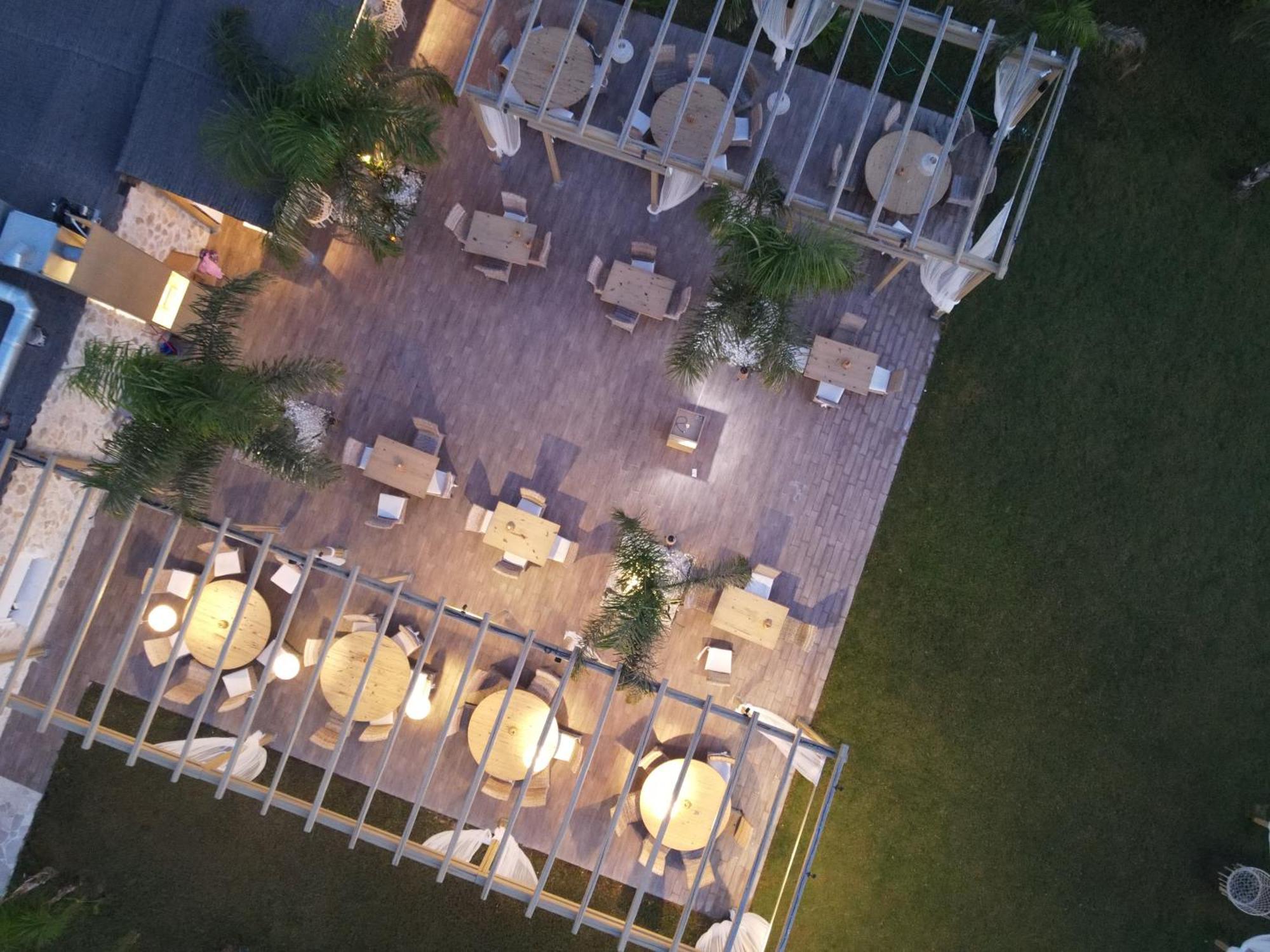 Alia Luxury Suites And Spa ฮารากิ ภายนอก รูปภาพ